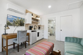 Newly Remodeled Studio Minutes from Old Town